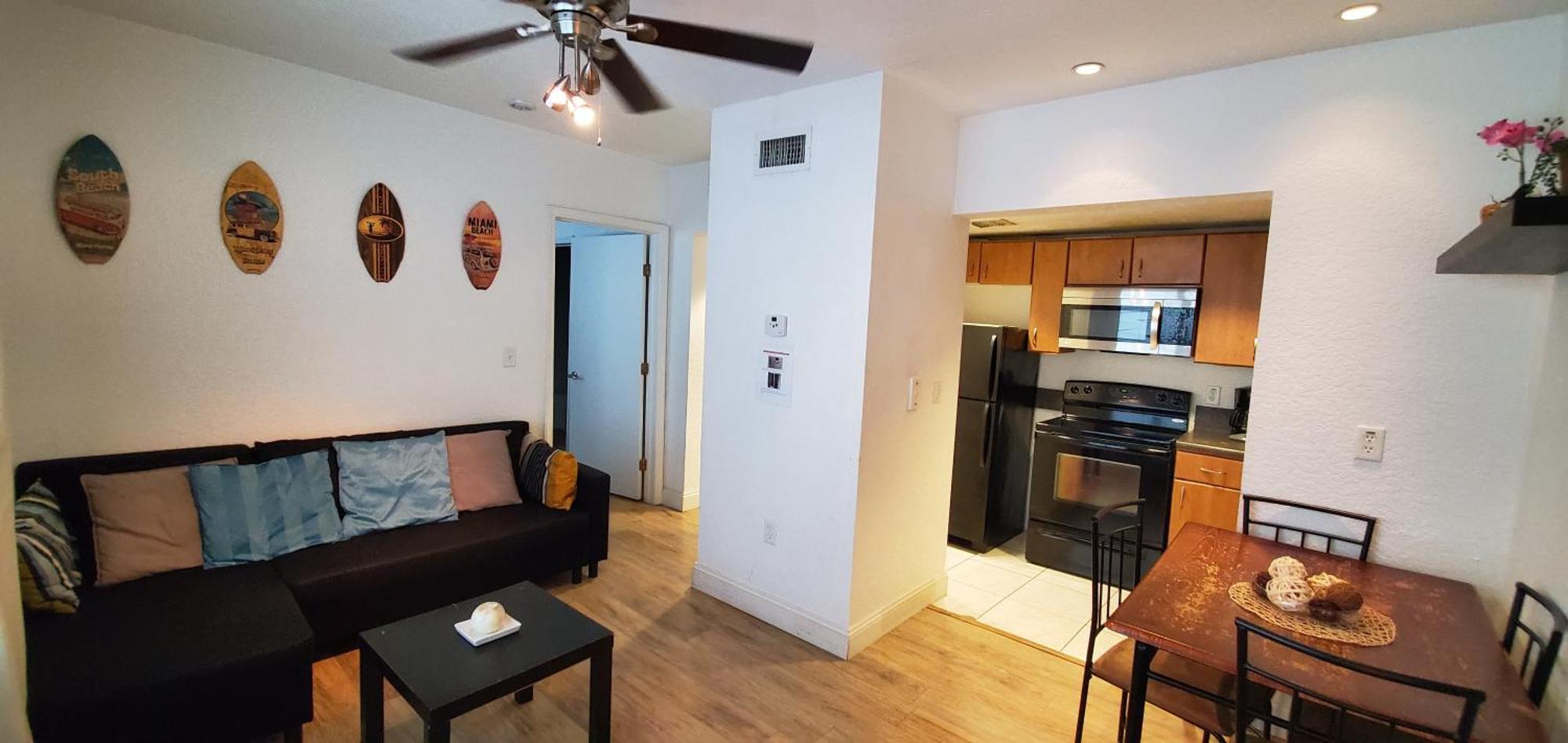 Apartment 1 Bed On Collins Av Close To Beach