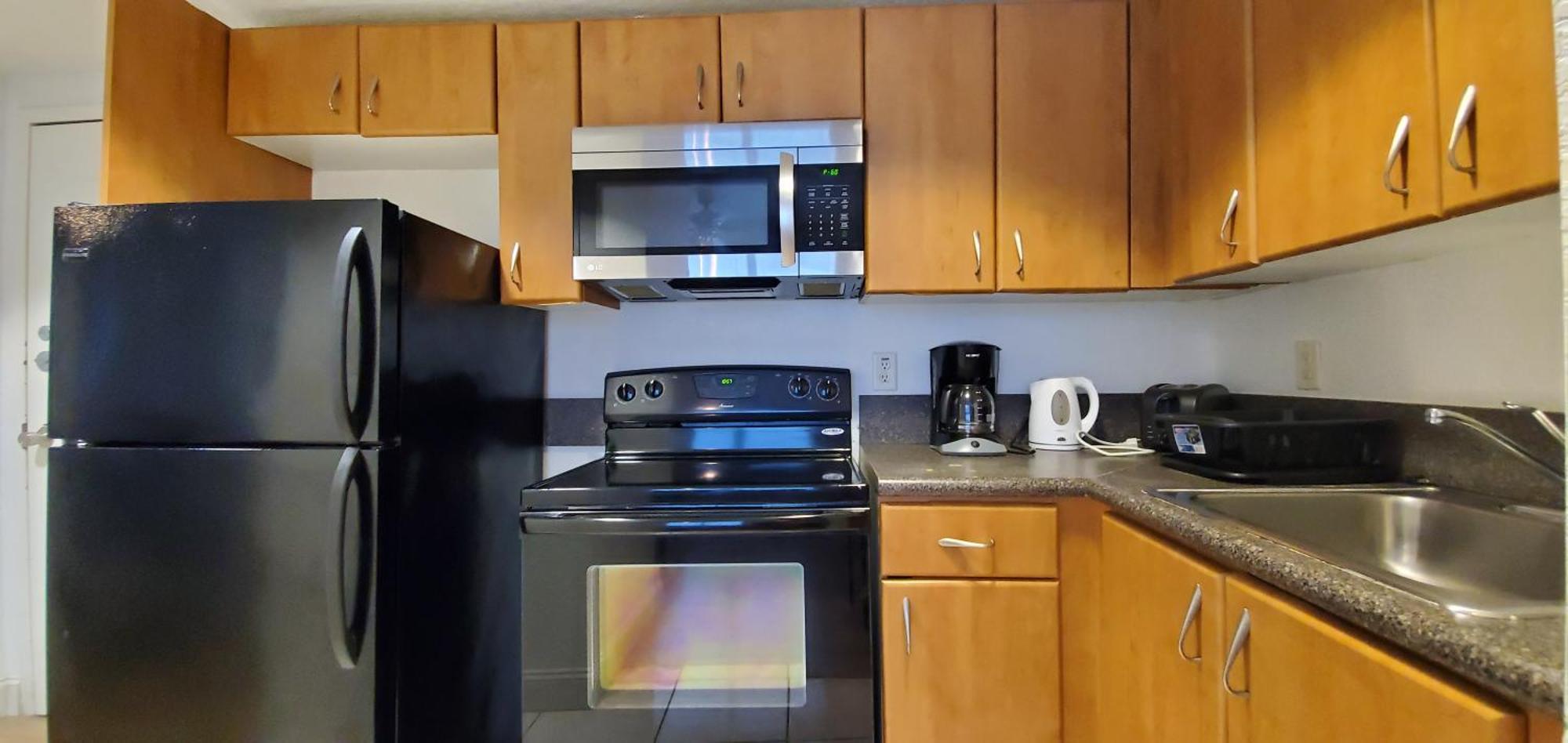 1 Bed On Collins Av Close To Beach Miami Beach